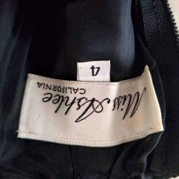 Vintage glamour full length black dress - Picture 2 of 6